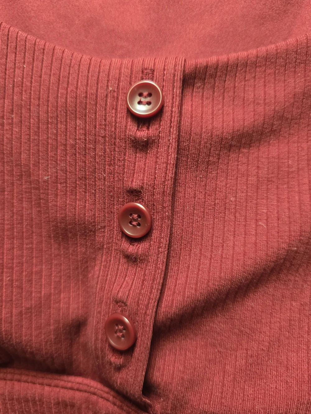 ALO Yoga Ribbed Button-Front Crop Top in Raspberry Red - Picture 2 of 3